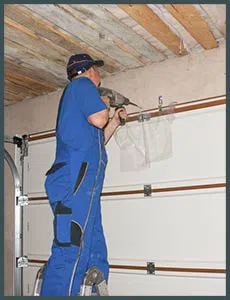 Expert Garage Doors Repair Service Magnolia, TX 281-747-9452